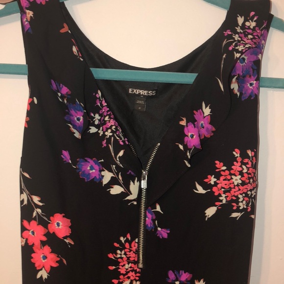 Floral Romper with Front Zipper - Picture 2 of 5